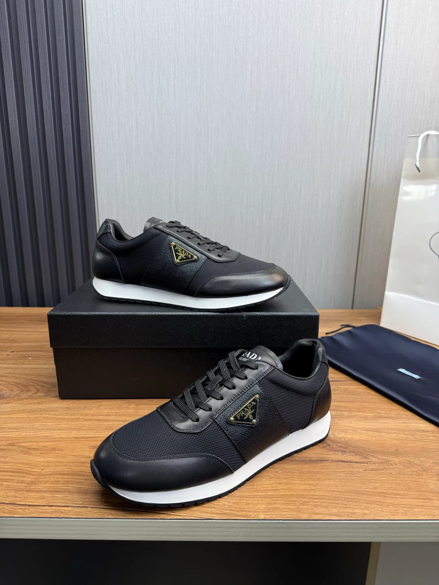 Men's shoes 💰760💰 [PRADA] New models synchronized with the official website, high-quality shipments ✔️Best sellers🔥 Original cowhide with mesh surface + cowhide lining, 1🆚1 replica, original bottom, 38-45 (men's 45 is custom-made and cannot be returned)